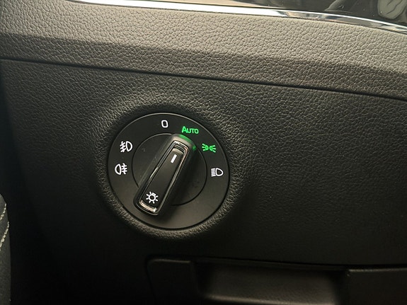 Skoda Superb 16 of 30