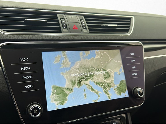 Skoda Superb 22 of 30