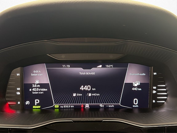 Skoda Superb 19 of 30