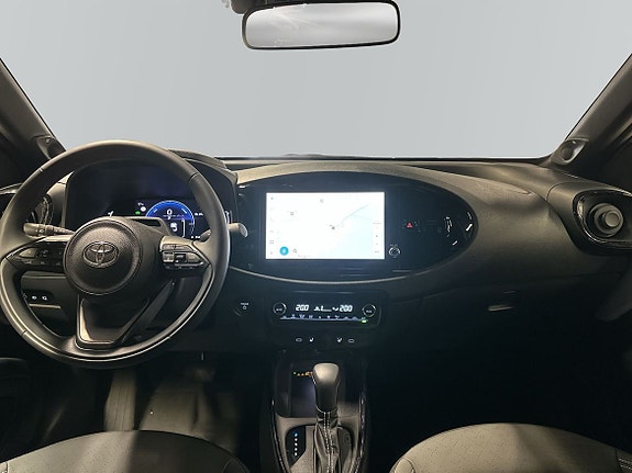 Toyota Aygo X 8 of 13