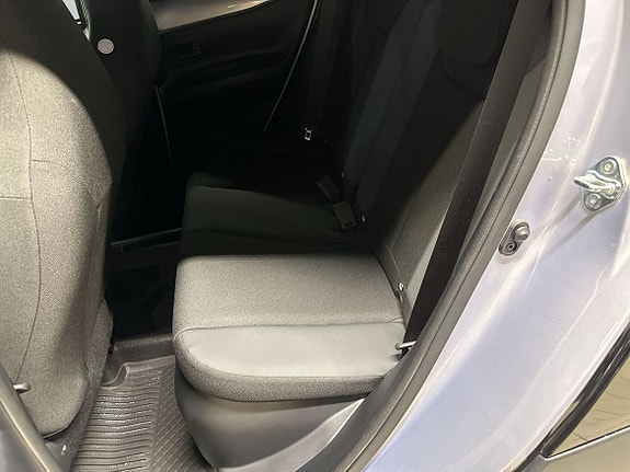 Toyota Aygo X 7 of 13
