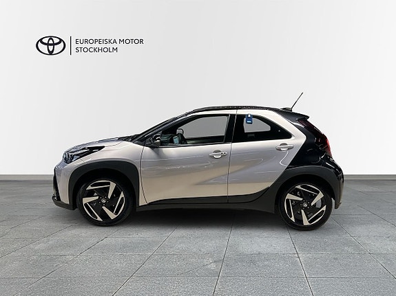 Toyota Aygo X 3 of 5