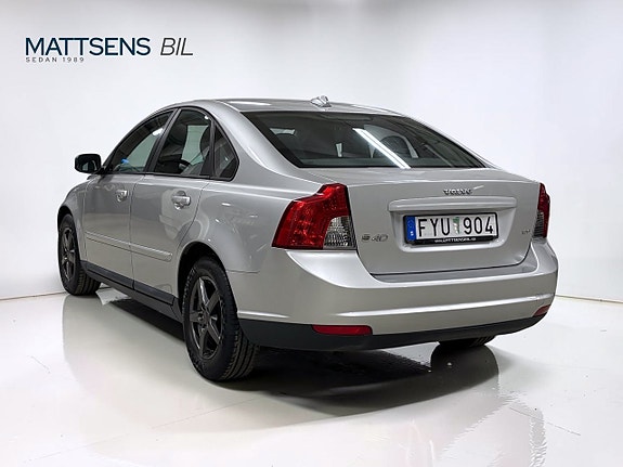 Volvo S40 12 of 19