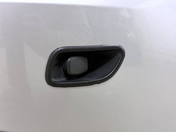 Volvo S40 3 of 19