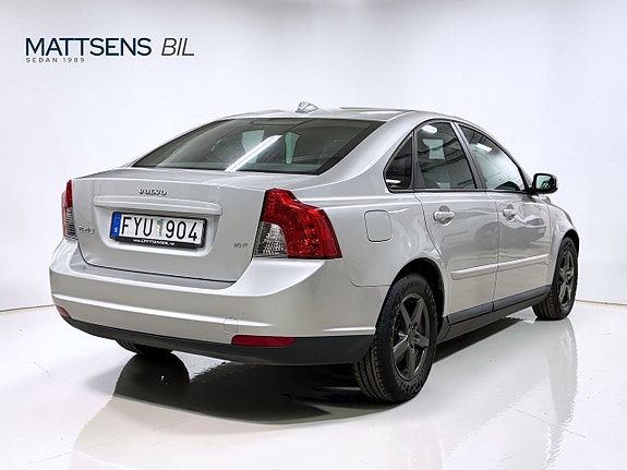 Volvo S40 15 of 19