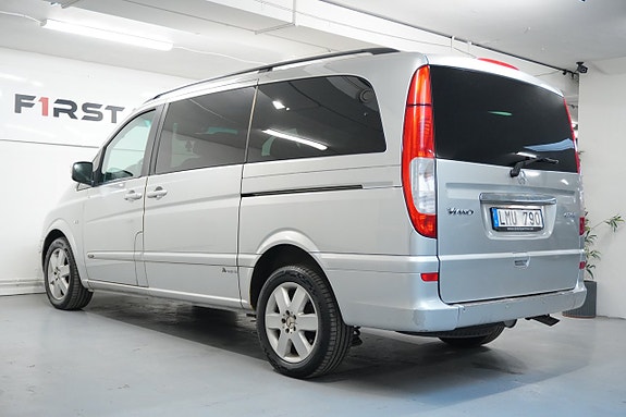 Mercedes-Benz Viano 4 of 5