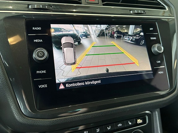 Volkswagen Tiguan 15 of 15