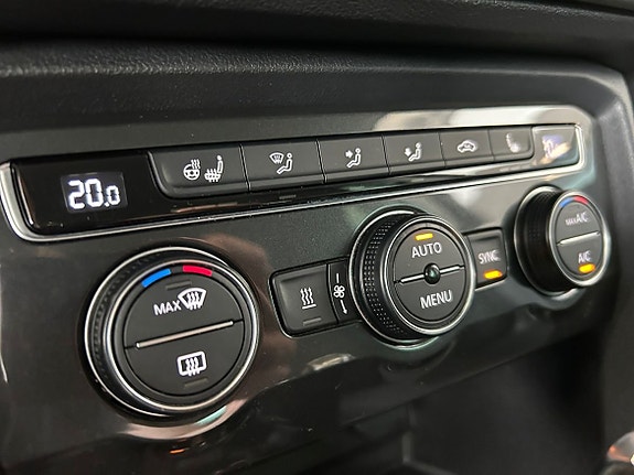 Volkswagen Tiguan 7 of 15