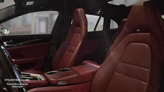 Porsche Panamera 5 of 5