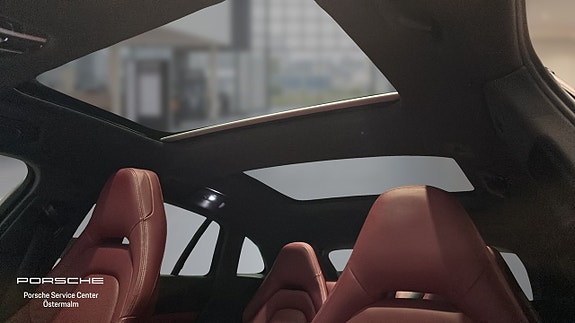 Porsche Panamera 7 of 14