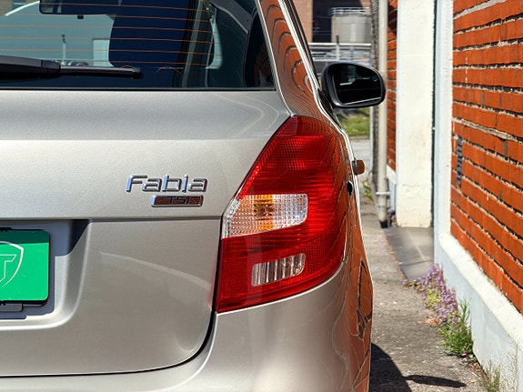 Skoda Fabia 5 of 16