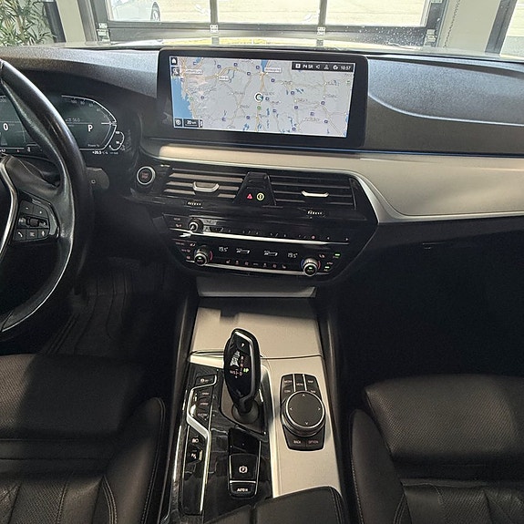 BMW 530e 17 of 20
