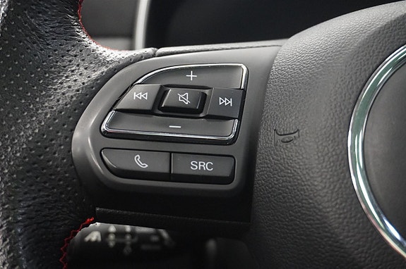 MG ZS 12 of 22