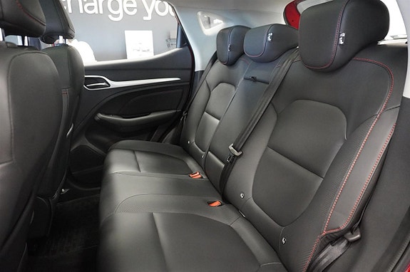 MG ZS 8 of 22