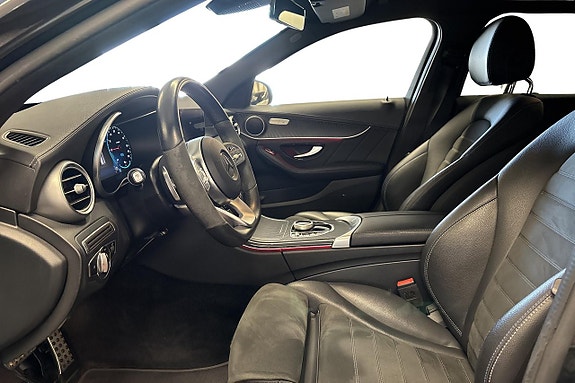 Mercedes-Benz C300 de 13 of 24