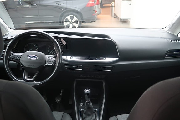 Ford Transit Connect 7 of 27