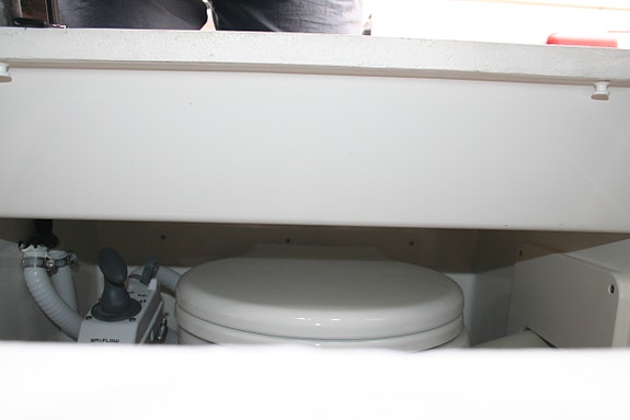 Uttern D65 7 of 9