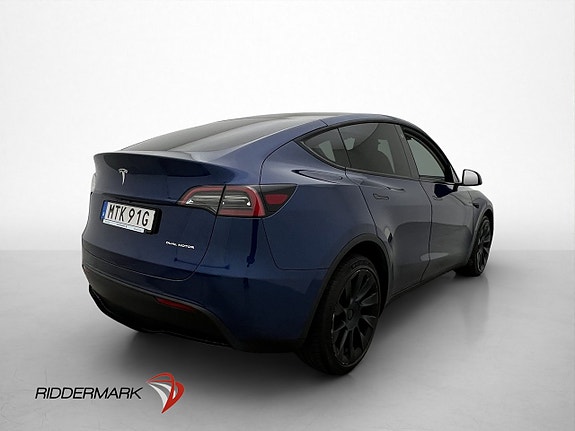 Tesla Model Y 6 of 30