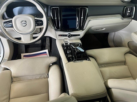 Volvo V60 10 of 11