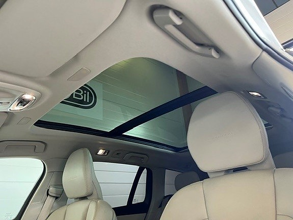 Volvo V60 7 of 11
