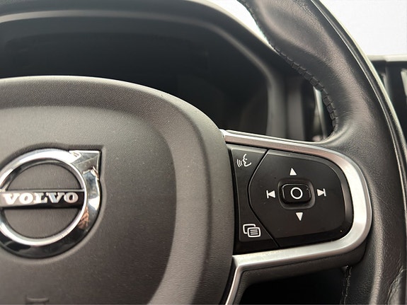 Volvo XC60 20 of 30
