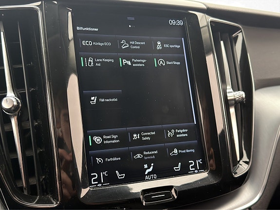 Volvo XC60 24 of 30
