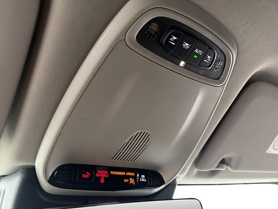 Volvo XC60 14 of 30