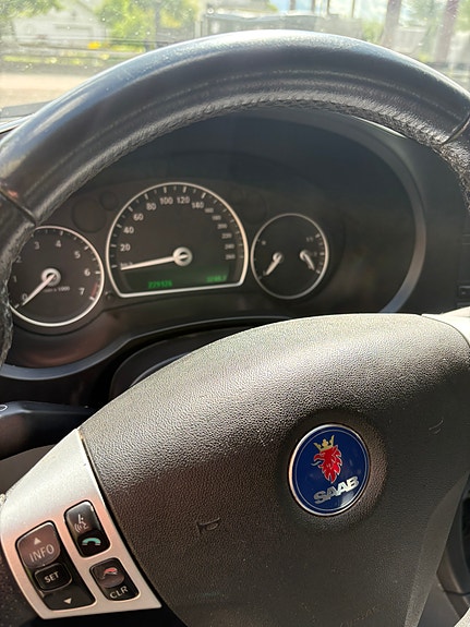Saab 9-3 4 of 5