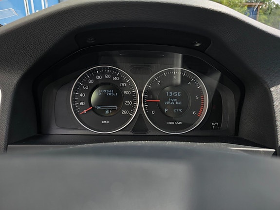 Volvo V60 14 of 14