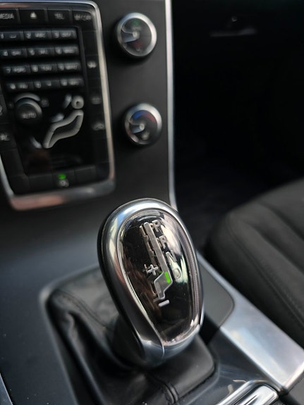 Volvo V60 13 of 14