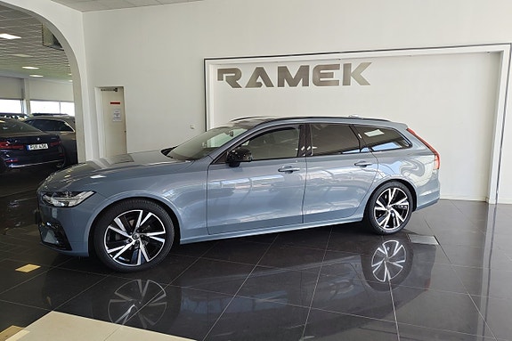 Volvo V90 3 of 5