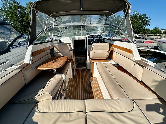 Flipper 705 DC NY diesel Volvo Penta 2017 6 of 8