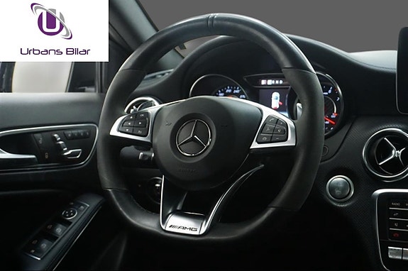 Mercedes-Benz A45 14 of 22