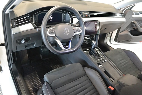 Volkswagen Passat 4 of 5