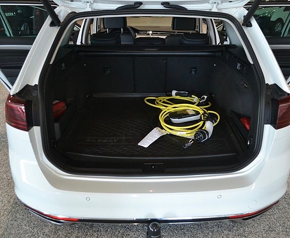 Volkswagen Passat 7 of 11