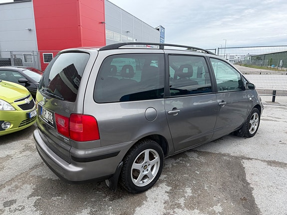 Seat Alhambra 2 of 5