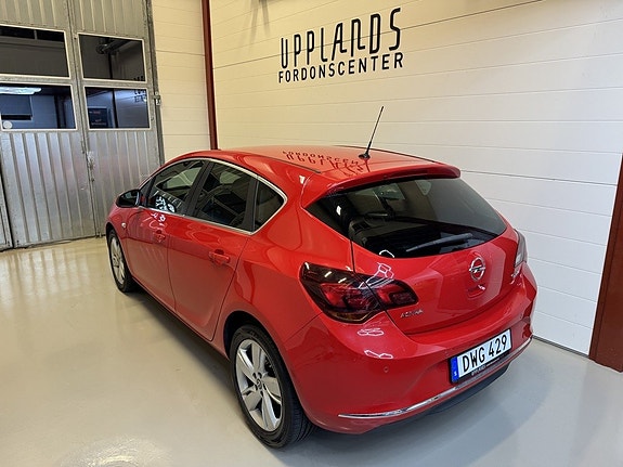 Opel Astra 3 of 5