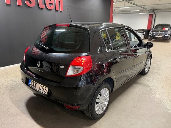 Renault Clio 3 of 16