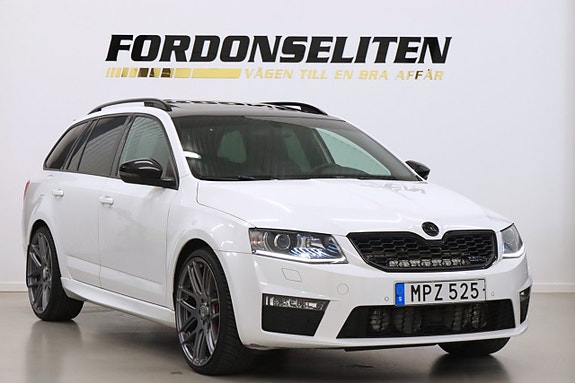 Skoda Octavia RS 3 of 5