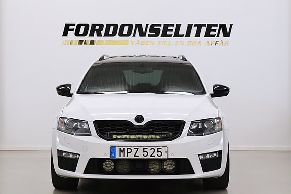 Skoda Octavia RS 2 of 5