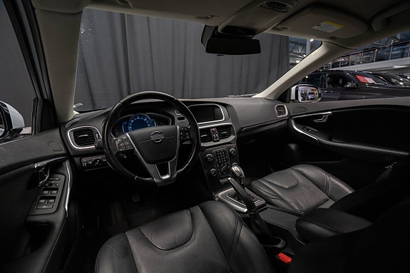 Volvo V40 10 of 21