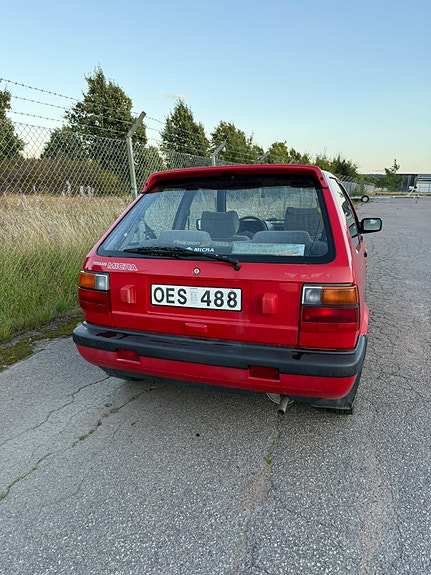 Nissan Micra 2 of 13