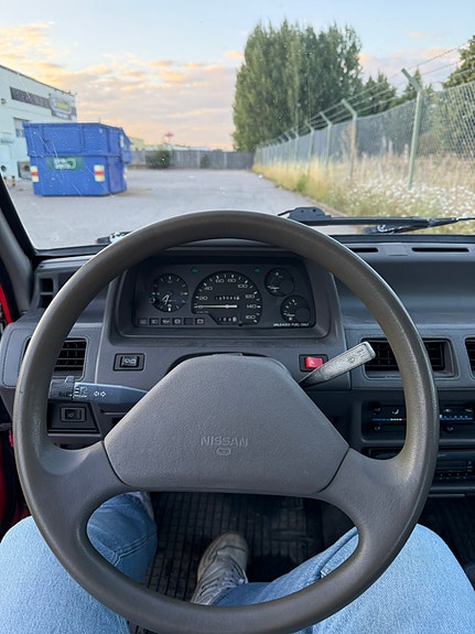 Nissan Micra 10 of 13