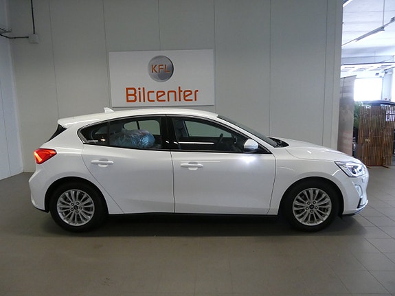Ford Focus 3 of 16