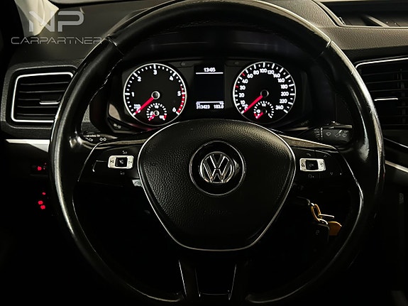 Volkswagen Amarok 14 of 25
