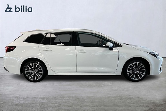 Toyota Corolla 18 of 21