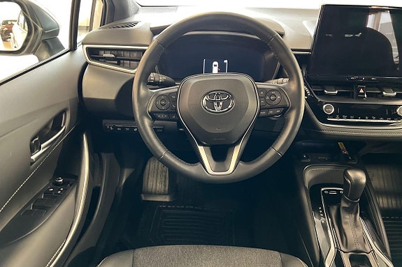 Toyota Corolla 11 of 21