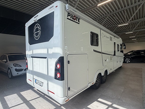 Pilote Le Voyageur 8.5 /3.0 177HK/HPC Stödben/ Lithium/Face2Face/MKT Fin 2 of 18