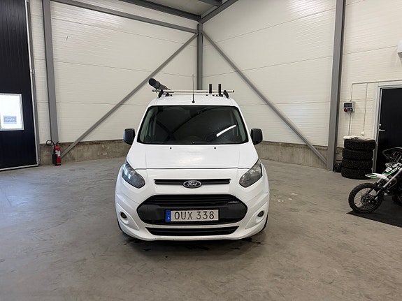 Ford Transit Connect 3 of 5