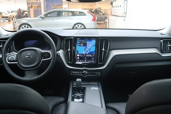 Volvo XC60 6 of 23
